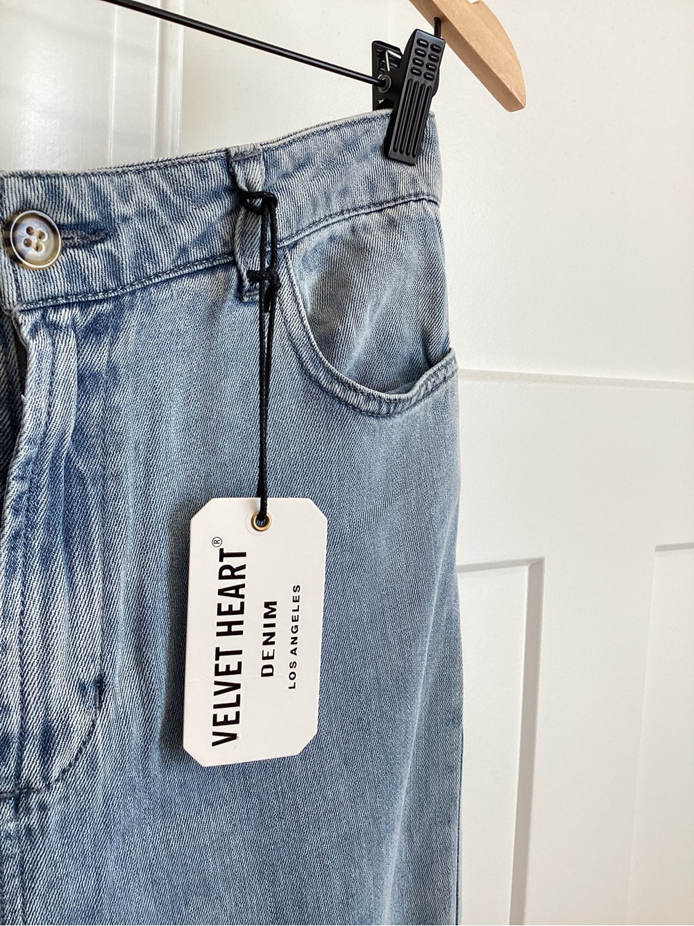 Velvet Heart Wide Leg Tencel Jeans New Size 28 Light Blue Denim - Picture 4 of 10